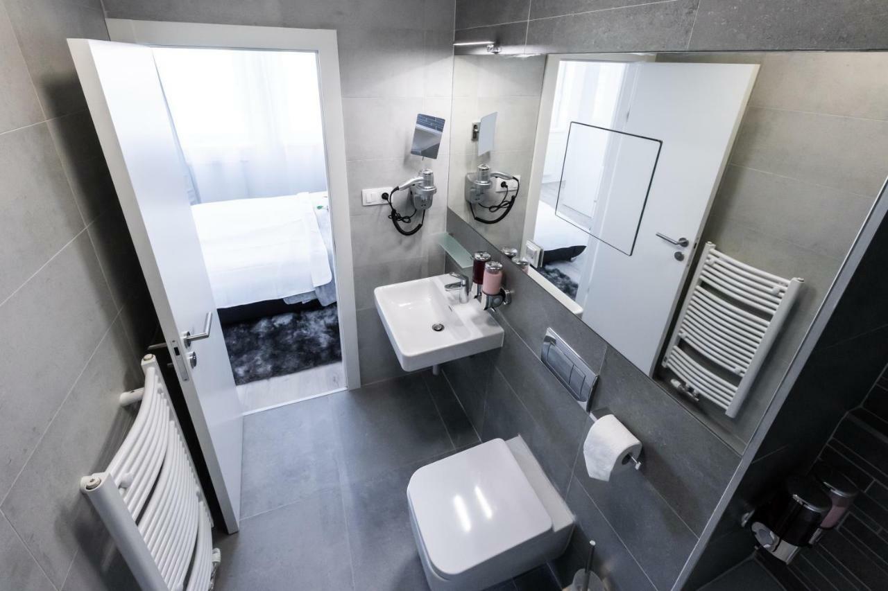 More Than Accommodation Bratislava Exterior photo