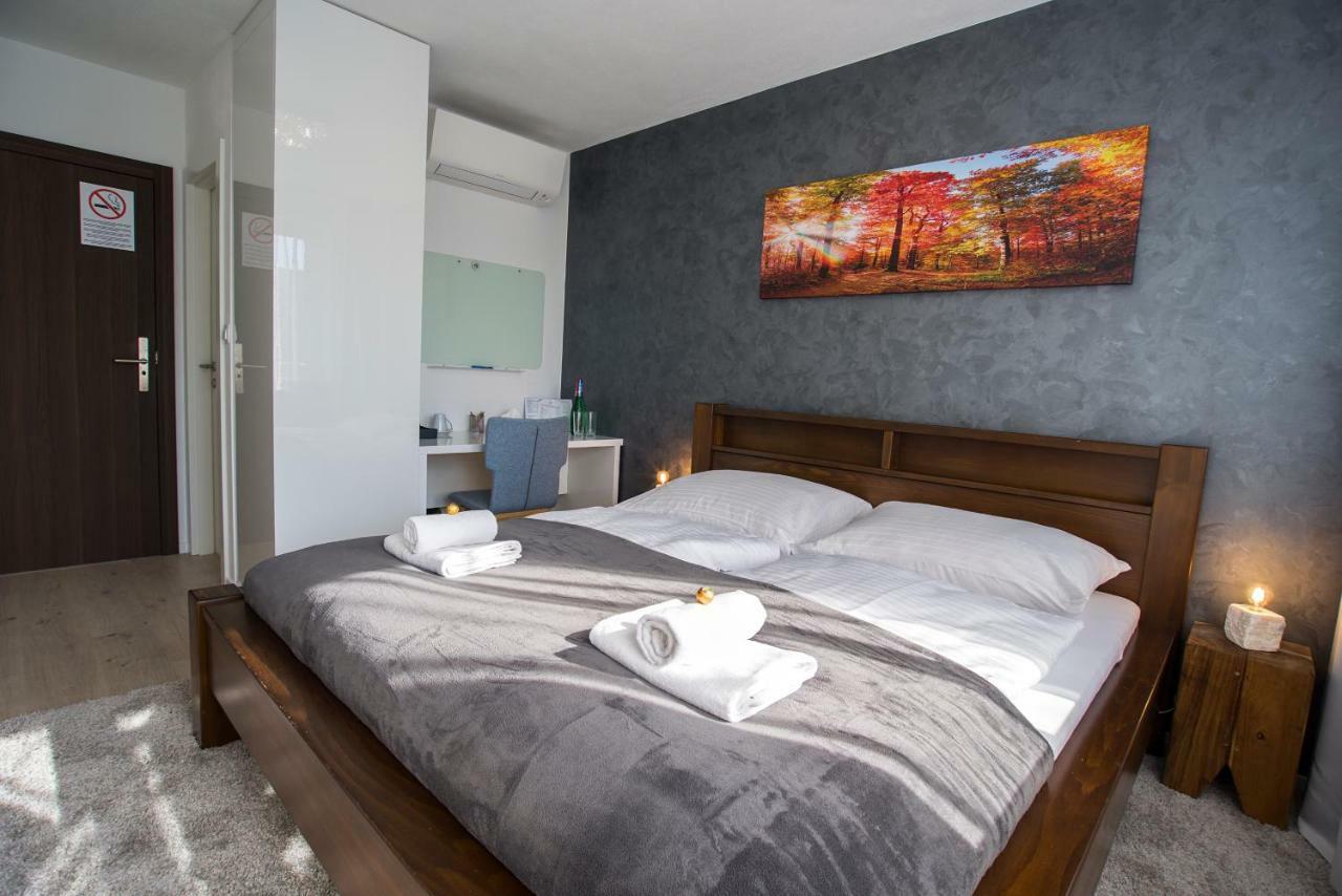 More Than Accommodation Bratislava Exterior photo